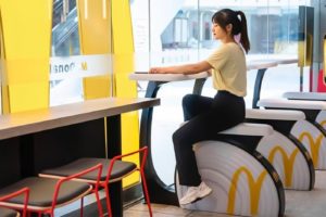 McDonald´s impulsa “vida saludable” con nueva y extraña iniciativa