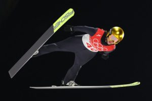 Beijing 2022: Descalifican a cinco esquiadoras por usar ropa holgada