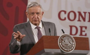 AMLO planea frenar producción de cerveza por escasez de agua