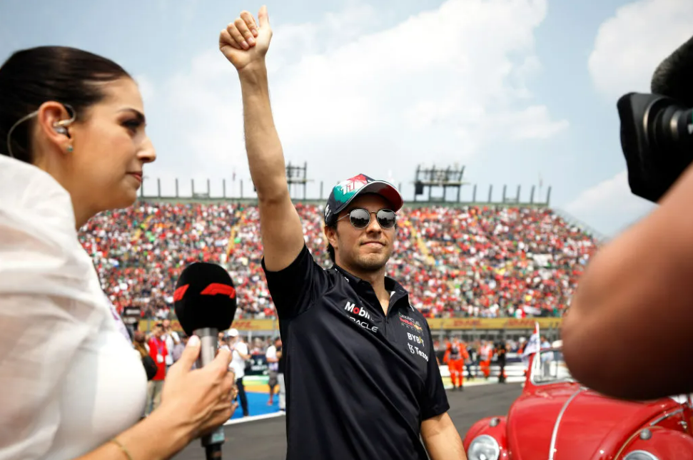 Así triunfó el Checo Pérez en el Gran Premio de México