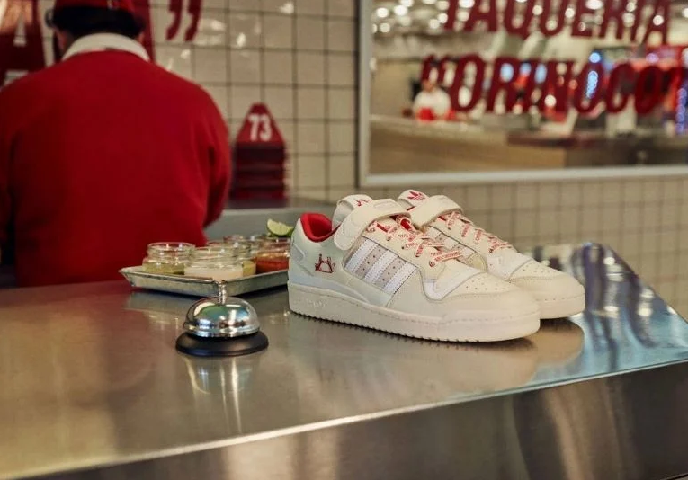 Adidas lanza tenis inspirados en una famosa taquería de México