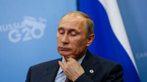 ¡Putin y funcionaria rusa enfrentan orden de arresto de la Corte Penal Internacional!