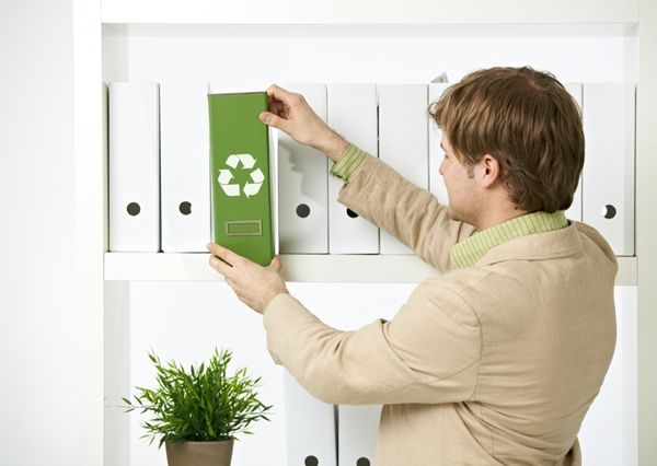 Los 10 consejos que necesitas para ser mas ecológic@ en la oficina…