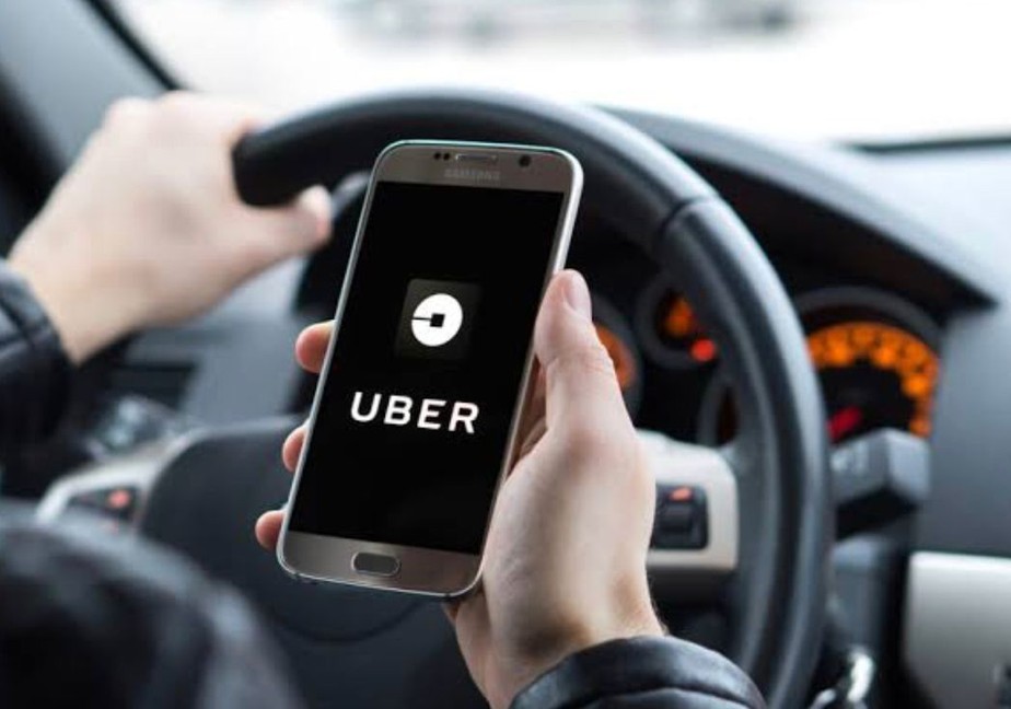 Uber amplía su servicio: Adolescentes pueden viajar solos