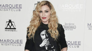 Alivio para los fans: Madonna está fuera de peligro y es dada de alta