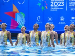 ¡México se lleva la plata en la final de natación artística!