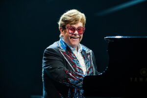 El adiós de una leyenda: Elton John finaliza su carrera en una emotiva despedida